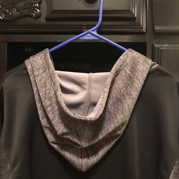 Adidas Charlotte Hornets Jacket - Picture 7 of 7